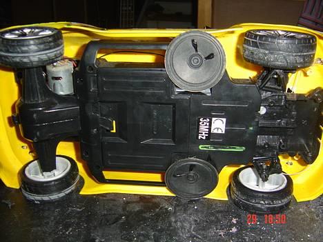 Bil "¤206...QD¤" - har ikke bare skåret luftindtaget ud men også spartlet så den får et lidt andet look billede 10