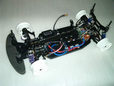 Bil X-ray T1R - Her er så min Chassie, dog uden det sjove (Fartregulator og modtager) billede 5