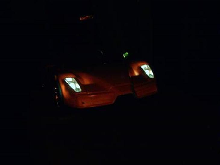 {{currentPhoto.altText}} billede {{currentPhoto.number}}