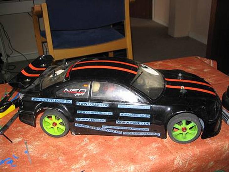 {{currentPhoto.altText}} billede {{currentPhoto.number}}