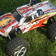 Truck Traxxas Revo 