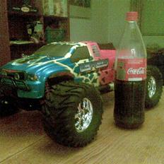 Off-Roader GV models Mammoth 1/8