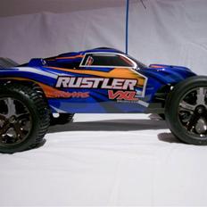 Bil Rustler VXL