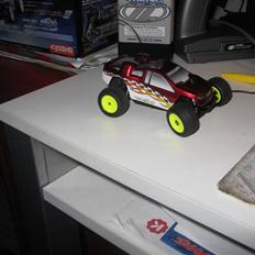 Off-Roader Team Losi Micro-T.  