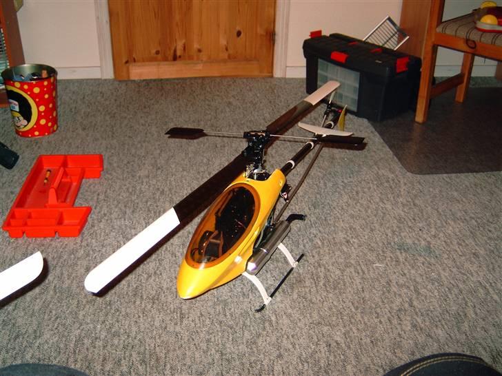 Helikopter Raptor 50 Titan billede 1