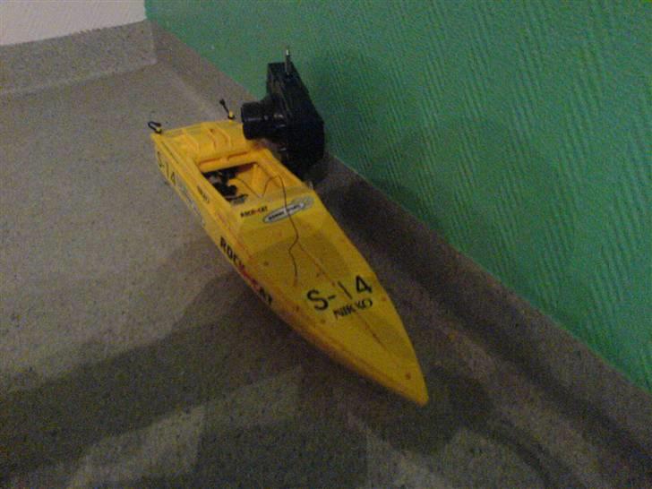 Båd R.I.P nikko / HBX S-14 billede 2