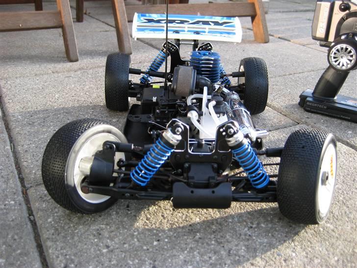 Buggy  Xray XB8 EC  billede 9