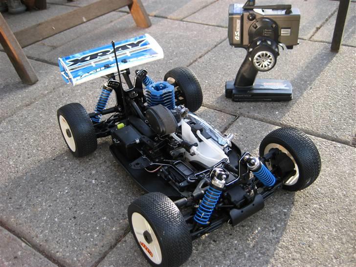 Buggy  Xray XB8 EC  billede 15