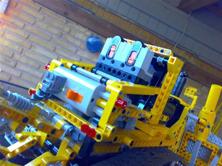 Truck LEGO Bulldozer 8275 billede 10