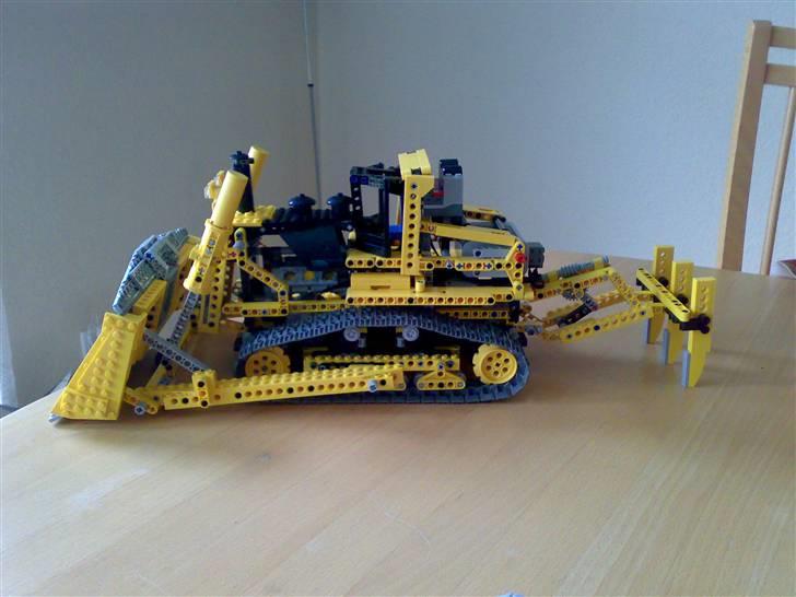 Truck LEGO Bulldozer 8275 billede 14