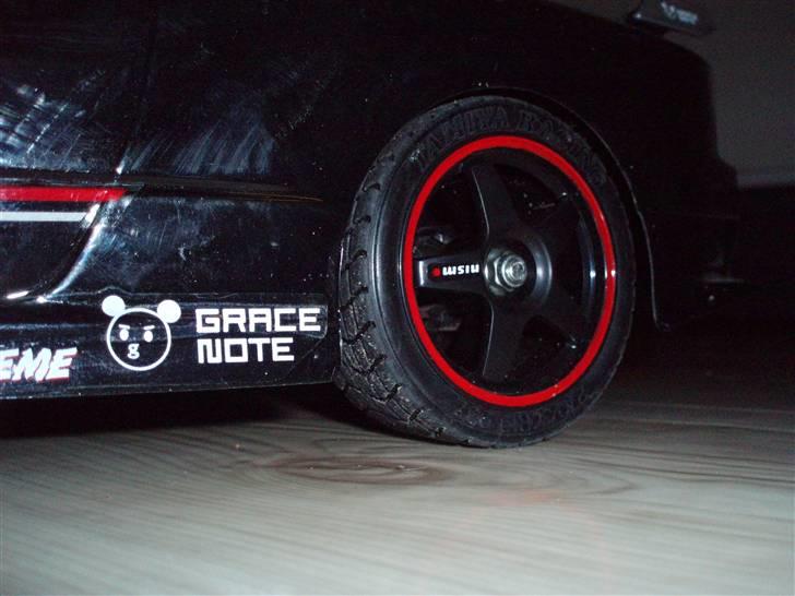 Bil Tamiya TT-01 Nissan S15 - läg märke til den röde kant. billede 7