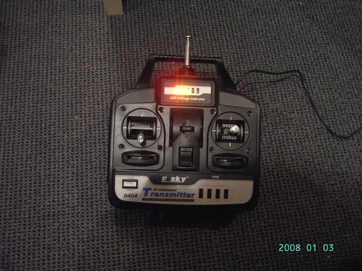 Helikopter E-Sky Lama V4 - Fjernbetjening billede 15