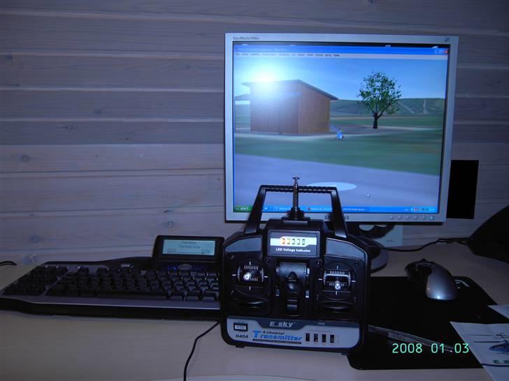 Helikopter E-Sky Lama V4 - Her øver jeg mig lidt i FMS. Håber det vil hjælpe mig. billede 17