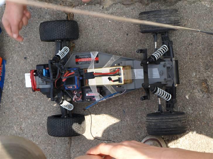 Bil Rustler VXL - her ses mit nye 3s Tracpower lipo bat billede 2