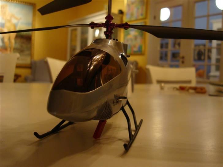 Helikopter ESKY LAMA V4 billede 1