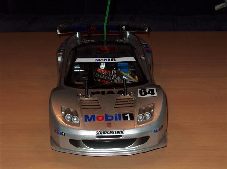 Bil HBX EVO - med mobil 1 klistermærker billede 10