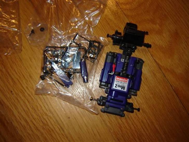 Bil Mini-z *SOLGT* billede 2