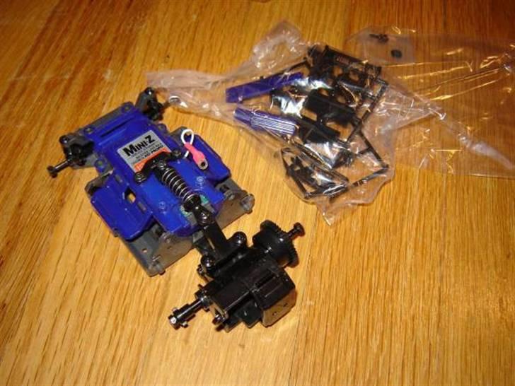 Bil Mini-z *SOLGT* billede 4