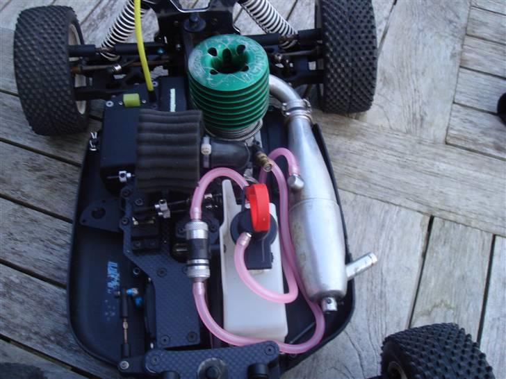 Buggy Xray XB8 billede 8