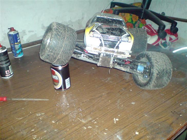 Bil Traxxas T-maxx 3.3 billede 3