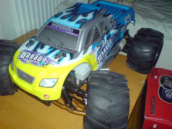 Truck Tornado monster truck billede 1