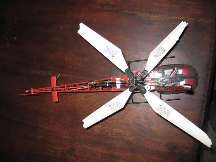 Helikopter Swiss Lama 7,1 - som i kan se er der ik så meget propel tilbage :-) billede 6