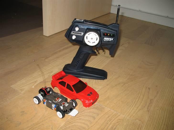 Bil MINI-Z 1:28 (solgt) billede 7