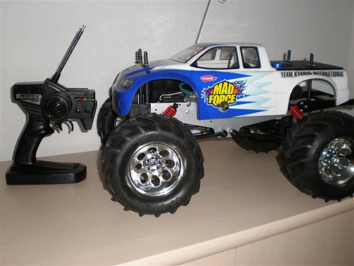 Off-Roader Kyosho Mad Force - Mad Force Med Sender billede 2