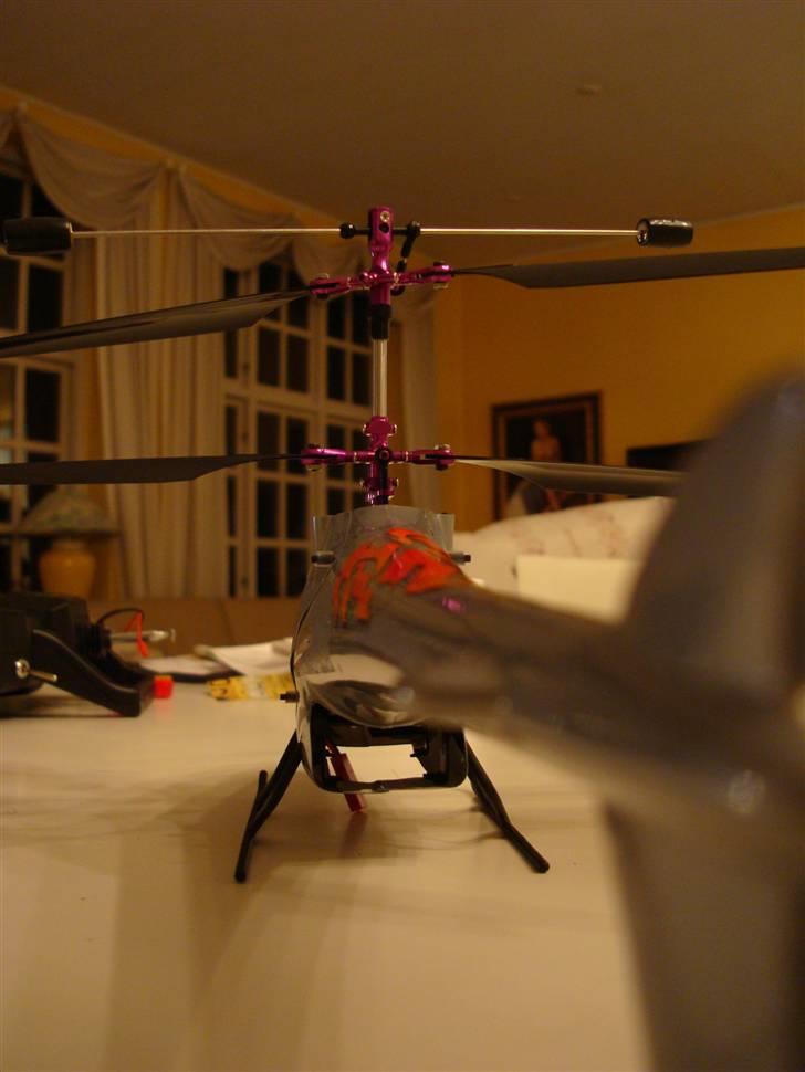 Helikopter ESKY LAMA V4 billede 3
