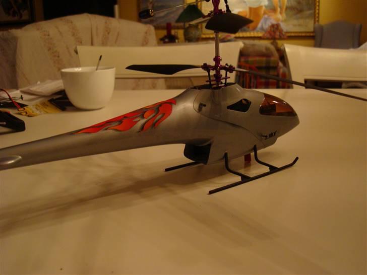 Helikopter ESKY LAMA V4 billede 4