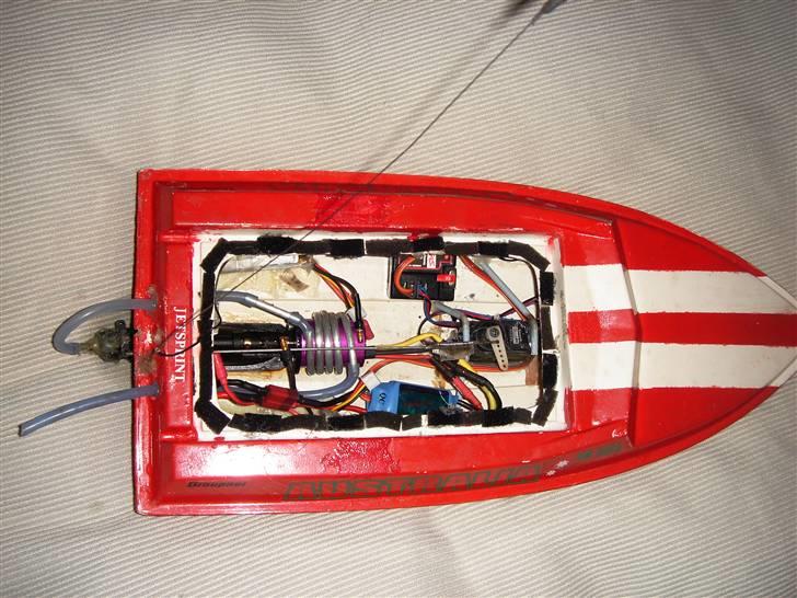 Båd Jet Sprint  (ødelagt) - her er alt elektronik sat ordentligt på plads billede 16
