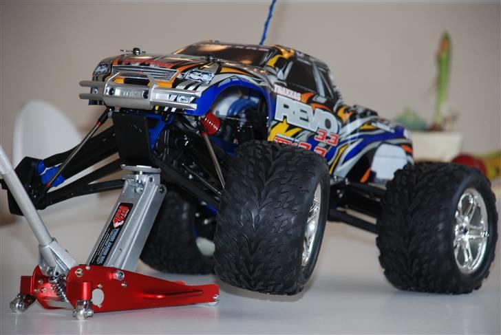 Truck revo billede 2