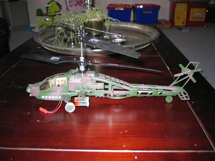 Helikopter Apache billede 2