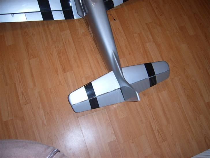 Fly P-51D MUSTANG. Solgt. billede 4