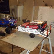 Off-Roader traxxas nitro stampede