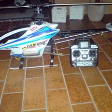 Helikopter kyosho kaliber 30 SOLGT