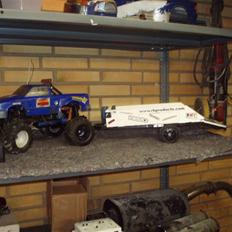 Off-Roader traxxas nitro stampede