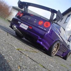 Bil Nissan Skyline R34 