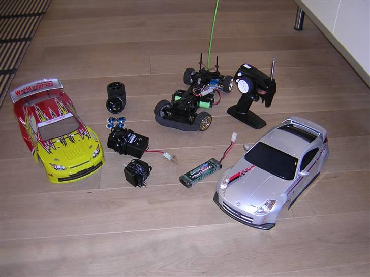 Bil HBX Skyline - Her er alle mine ting (Min nye motor er ikk med på billedet) billede 2