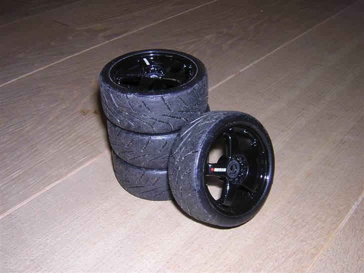 Bil HBX Skyline - Nismo fælge med drift dæk billede 6