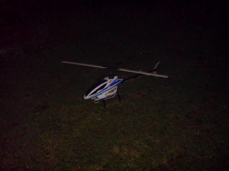 Helikopter kyosho kaliber 30 SOLGT billede 7