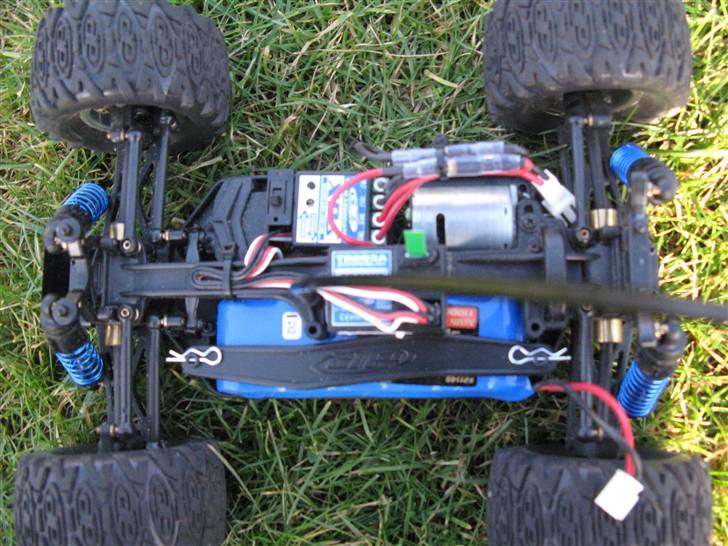 Bil RC18MT standard - indvolde billede 2