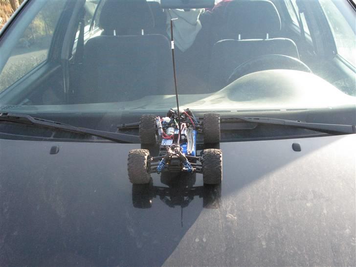 Bil RC18MT standard billede 10