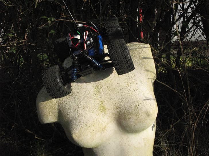 Bil RC18MT standard billede 13