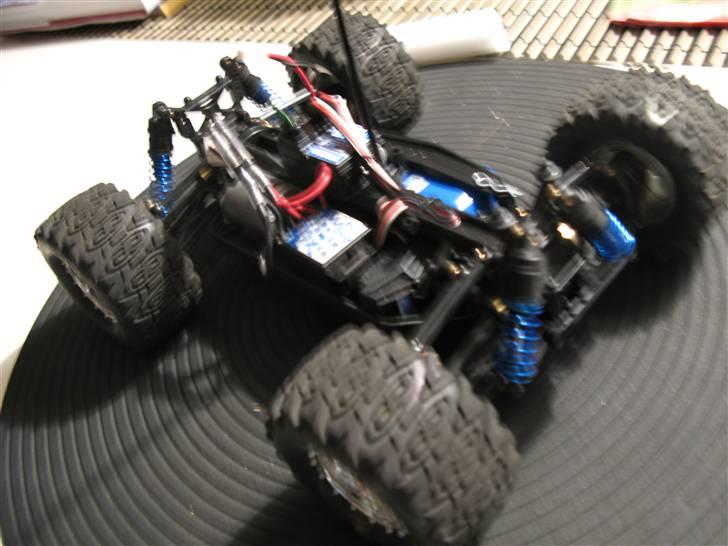 Bil RC18MT standard billede 16