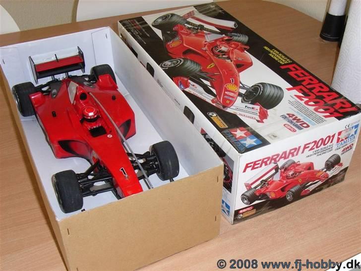 Bil Tamiya F201 / Ferrari F1 - Her bor den det meste af tiden! billede 16