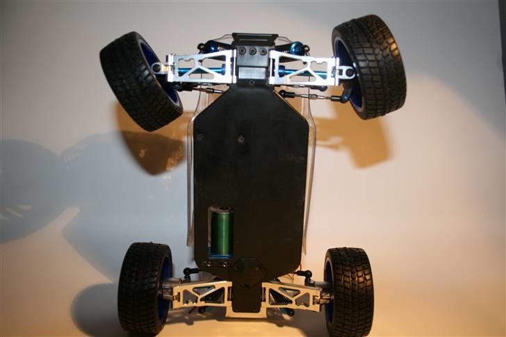 Buggy Assoasiated rc18b billede 15