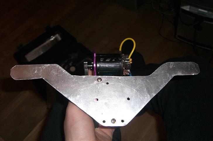 Off-Roader wheelyking crawler*SOLGT* - mit alu chassi som jeg har knoklet med i de sidste par dage (: billede 3