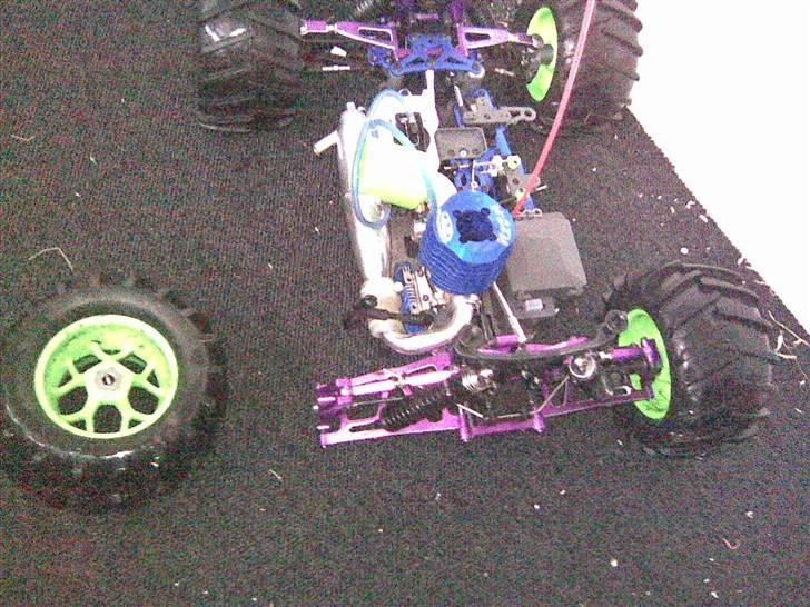 Bil hsp Tornado - Den skred lige ind i en kantsten under tilkørsel pop så var hjulet knækker af hehe billede 7