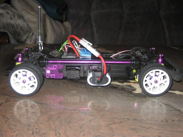 Bil El bil ( skyline ) billede 5